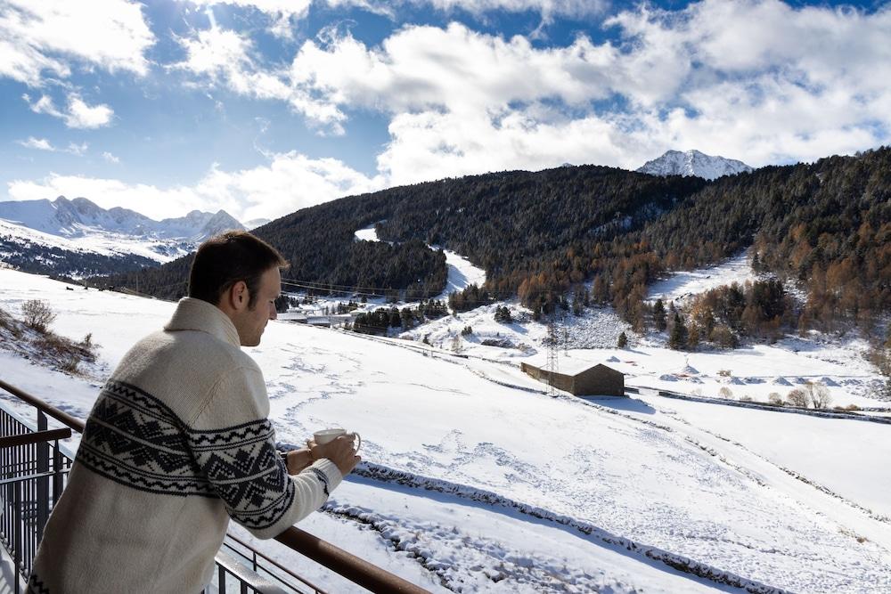 Apartaments Turistics Els Llacs Bordes d'Envalira Exterior photo